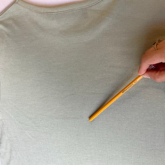 Sag Harbor Women Knit T-shirt size L Green Short Sleeve Stretch Made In Korea - Picture 8 of 8